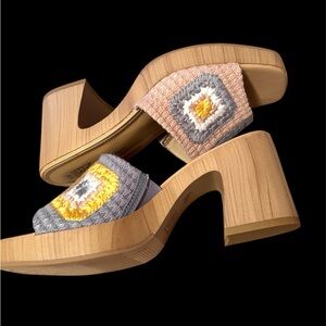 No Boundaries comfortable memory foam Mules with Chunky Heel size 9 1/2